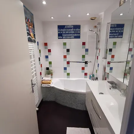 Espace Prive, Balcon Vue Montagnes Pour 1 A 4 Personnes 3*