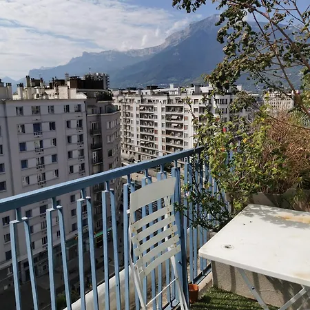 Espace Prive, Balcon Vue Montagnes Pour 1 A 4 Personnes 3*
