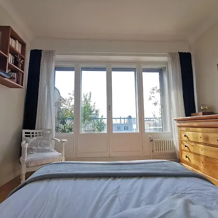 Espace Prive Avec Balcon Vue Montagnes