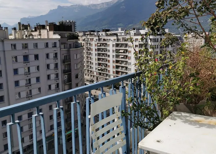 Espace Prive, Balcon Vue Montagnes Pour 1 A 4 Personnes 3*